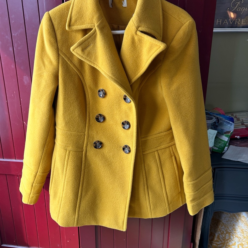 Mustard colored wool peacoat!